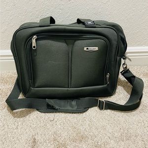 Delsey Ballistic Material, Computer/Travel Briefcase, Expandable, Hunter Green